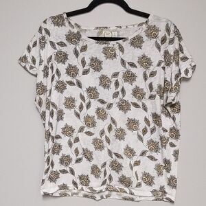 Maurices White floral short sleeve Blouse